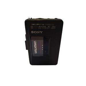 Sony Walkman WM-AF23 Cassette Player AM/FM Radio Radio Tested Cassette tested
